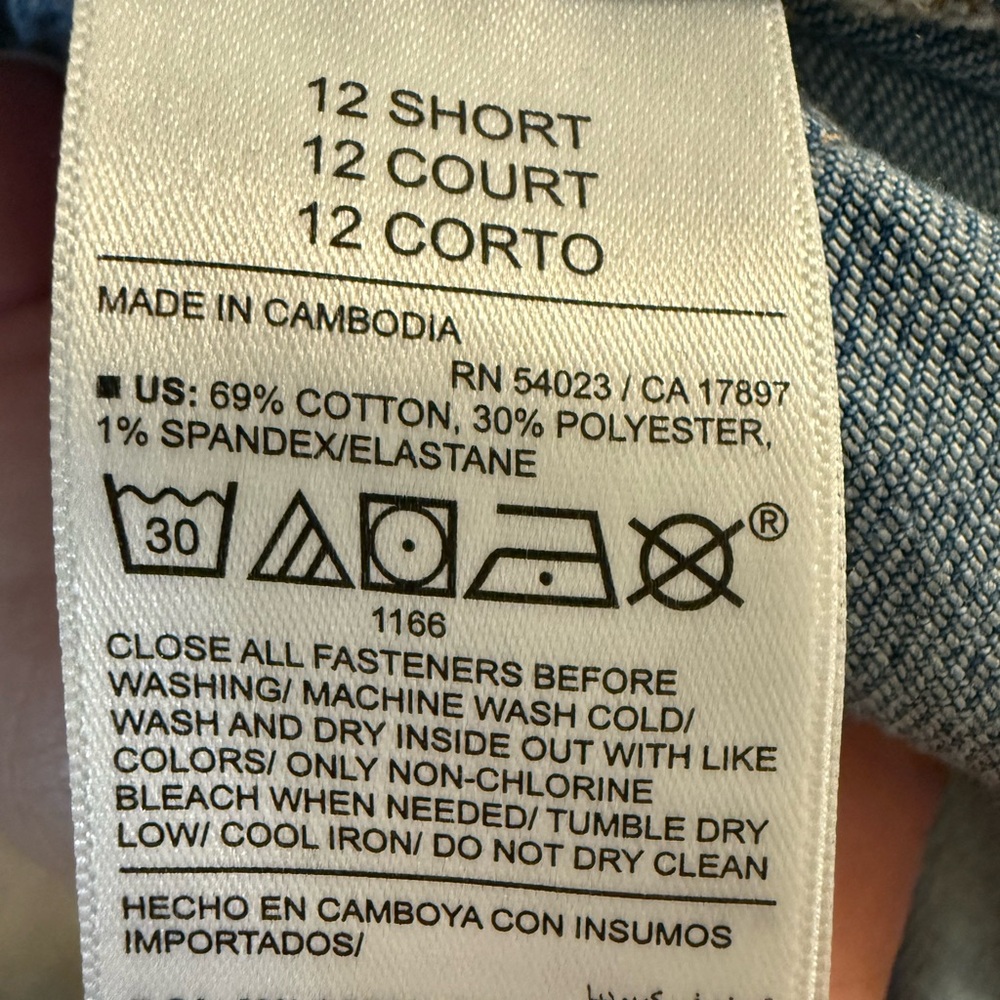 Old Navy wow boot cut short jeans - Picture 4 of 4